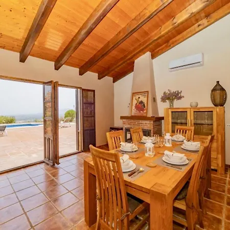 Villa Buenavista - Stunning Views - Private *