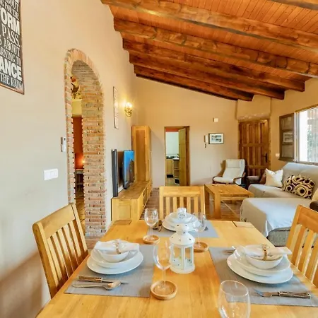 Villa Buenavista - Stunning Views - Private Malaga